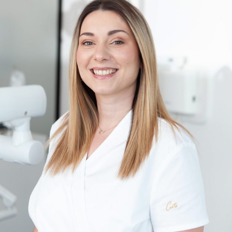 Marijana Martić, dentalni asistent